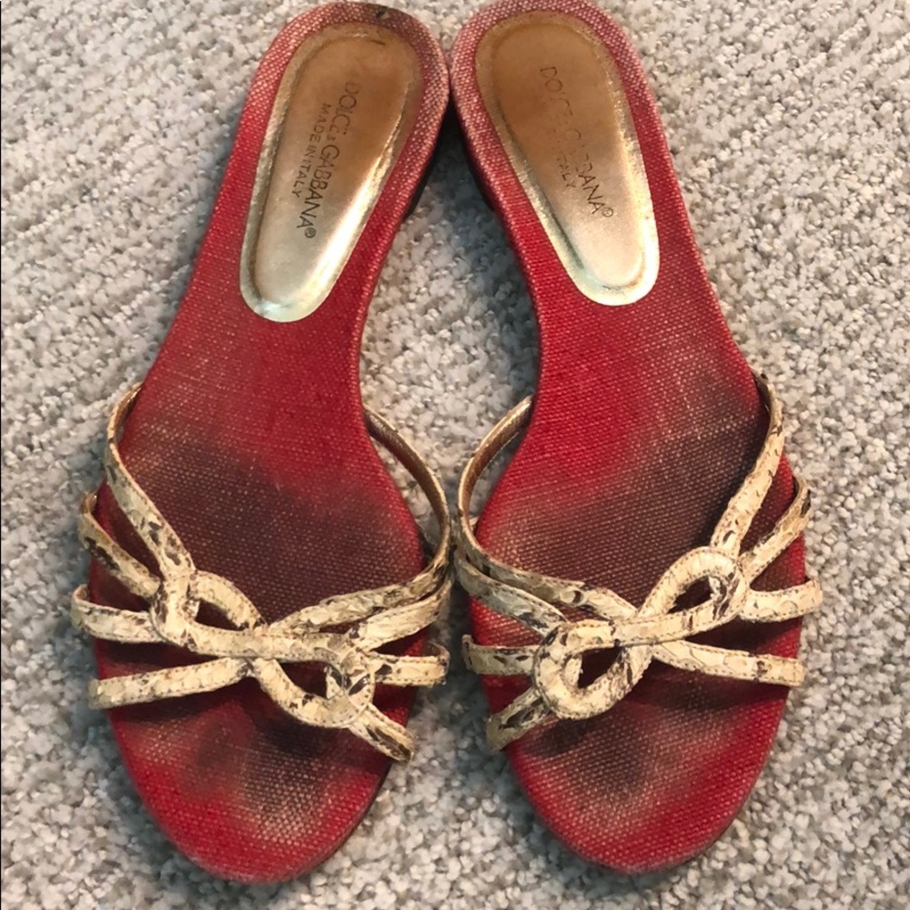 Dolce & Gabbana Sandals. Size 8.5
